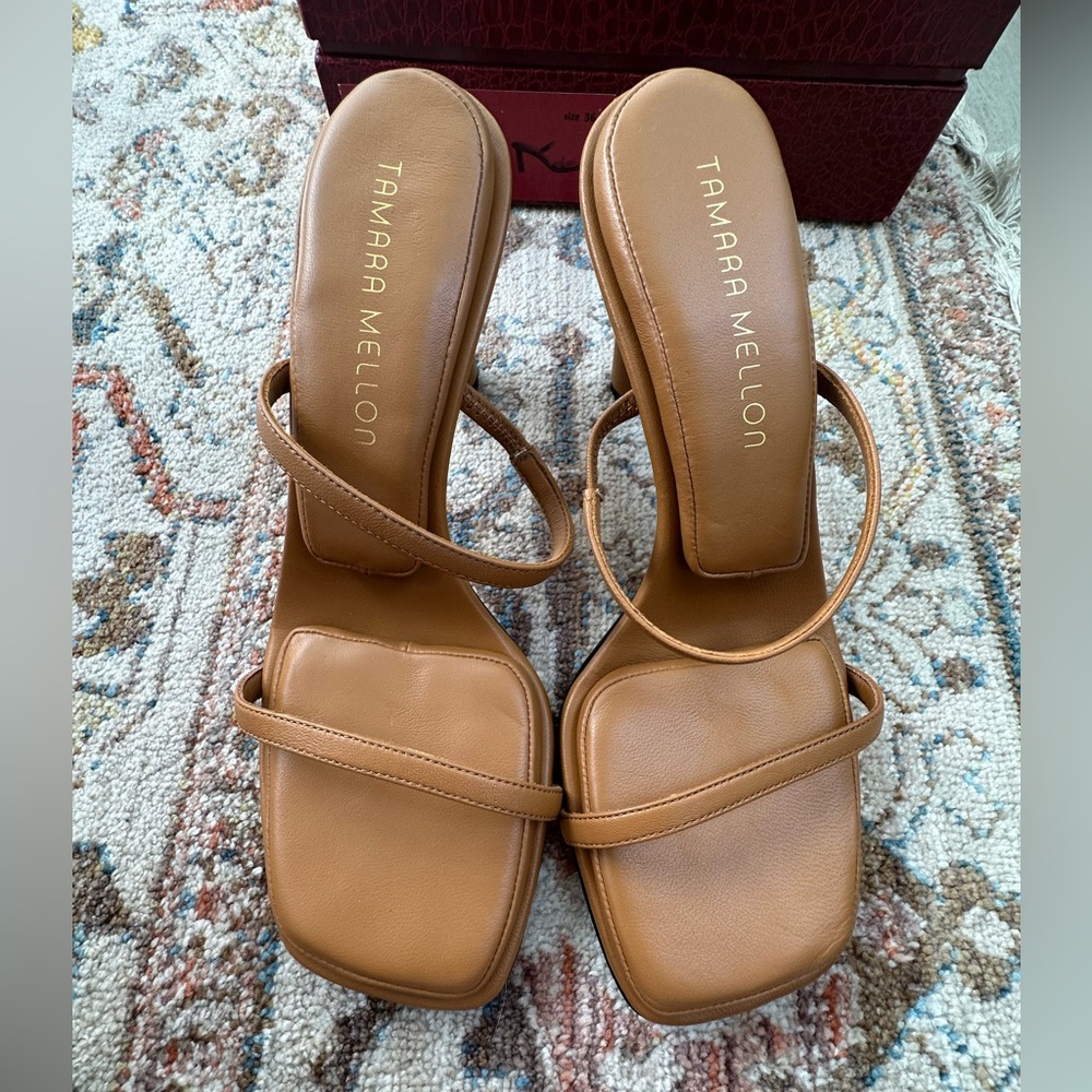 Tamara Mellon Absolute 85 Napa in color mandorla